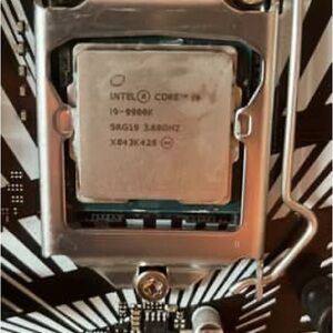 Intel Core i9 Processor - Silver and Black